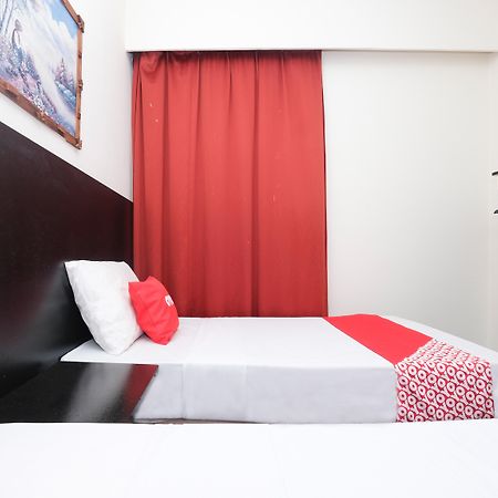 Hotel Sri Sutra - Sungai Buloh Petaling Jaya Εξωτερικό φωτογραφία